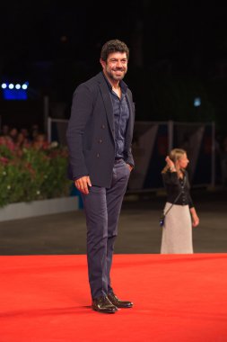 Pierfrancesco Favino