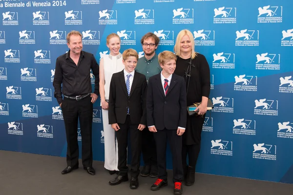 Elias Schwarz, Lukas Schwarz, Susanne Wuest, Ulrich Seidl, Severin Fiala, Veronika Franz — Stockfoto