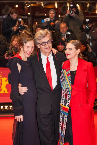 Laura Schmidt, réalisatrice Wim Wenders et sa femme Donata Wenders — Photo