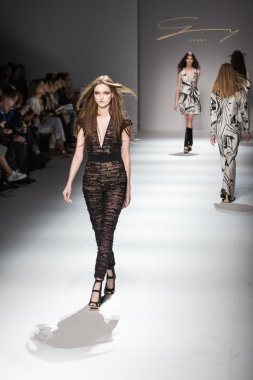 Jeneratörü Show'da Milan Fashion Week