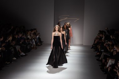 Jeneratörü Show'da Milan Fashion Week