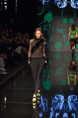 Milan Fashion Week Aigner Show'da