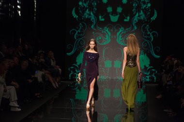 Milan Fashion Week Aigner Show'da