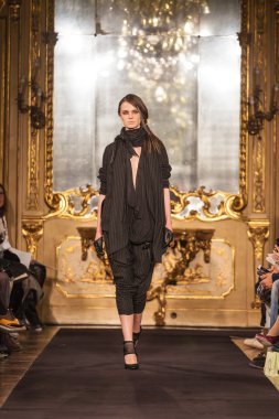 Milan Fashion Week Show'da Nicholas K