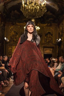 Milan Fashion Week Show'da Nicholas K