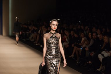 Elisabetta Franchi Show'da Milan Fashion Week
