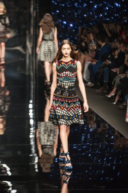 Milan Fashion Week Show'da Ermanno Scervino