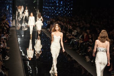 Milan Fashion Week Show'da Ermanno Scervino