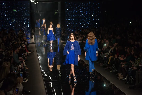 Milan Fashion Week Show'da Ermanno Scervino — Stok fotoğraf