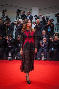 Epee eskrimcisi Rossella Fiamingo