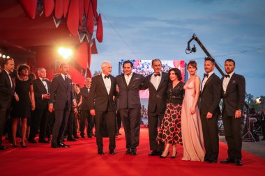 Johnny Depp, Dakota Johnson, Scott Cooper, Joel Edgerton