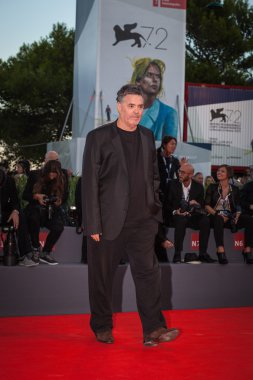 Yönetmen amos gitai