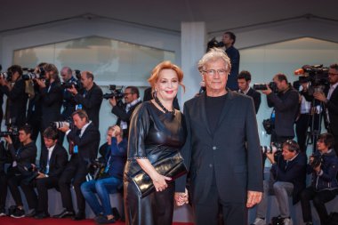 Jurgen Prochnow, Verena Wrengler