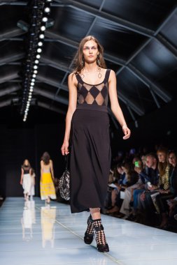 Önizleme defile