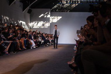 Ennio Capasa fashion show