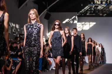 Ennio Capasa fashion show