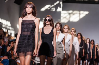 Ennio Capasa fashion show