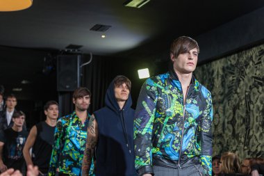 John Richmond sonbahar-kış 2016 defile