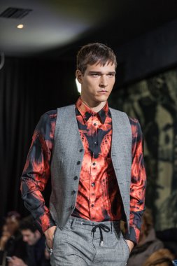 John Richmond sonbahar-kış 2016 defile