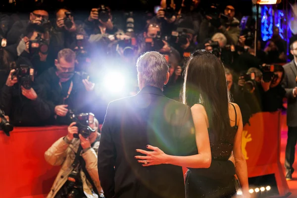 George Clooney a Amal Clooney — Stock fotografie