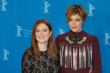 Julianne Moore and Greta Gerwig