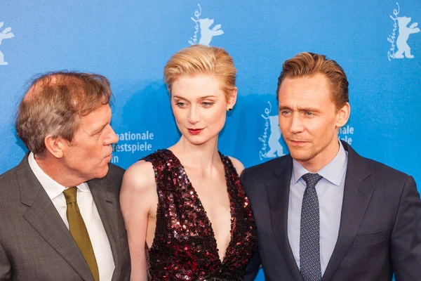 Hugh Laurie, Elizabeth Debicki a Tom Hiddleston — Stock fotografie