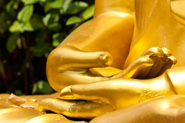 Буддийские руки статуи — стоковое фото