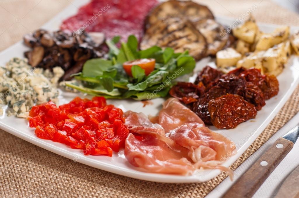 italiaanse voorgerechten — stockfoto © michelepautasso #65077177