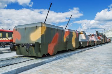 Zırhlı tren askeri teçhizat müzede olduğunu