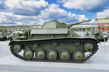 Sovyet Tank T - 70
