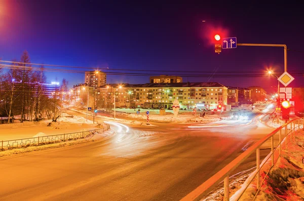 The red light in the night crossroads — Stock Photo, Image