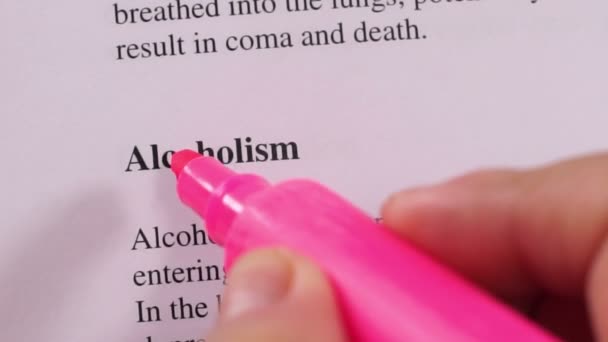 Medische aandoening hoogtepunt alcoholisme — Stockvideo