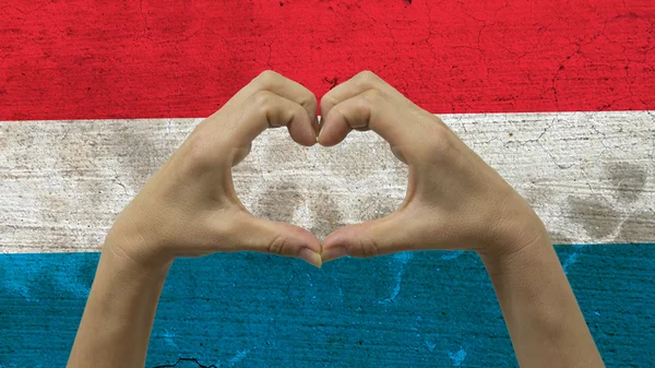 Mãos Coração Símbolo Bandeira de Luxemburgo — Fotografia de Stock