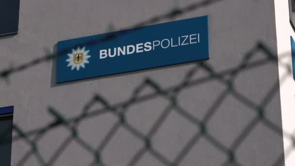 Frankfurt Duitsland Juni 2021 Handheld Opname Van Een Duits Bundespolizei — Stockvideo