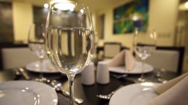 Bardak su Restoran Dolly