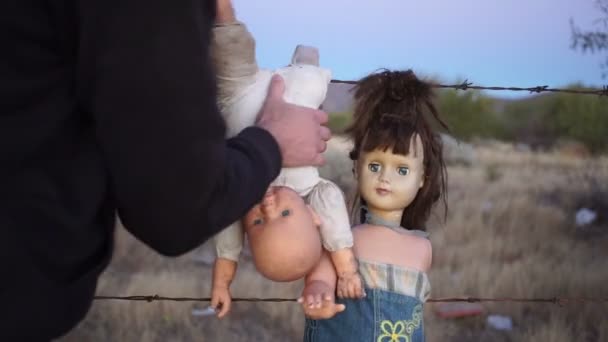 Doll Horror Psycho Muñecas colgantes — Vídeo de stock