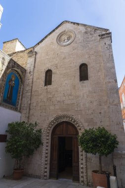 Puglia İtalya 'nın Bari kasabasında küçük bir kilise.