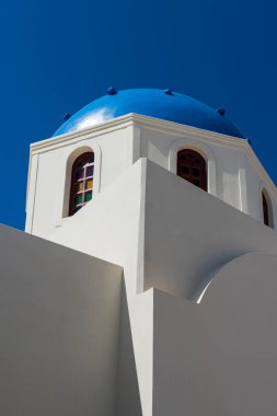Oia 'daki Mavi Kubbeli Kiliseler, Yunanistan' daki Santorini, Avrupa