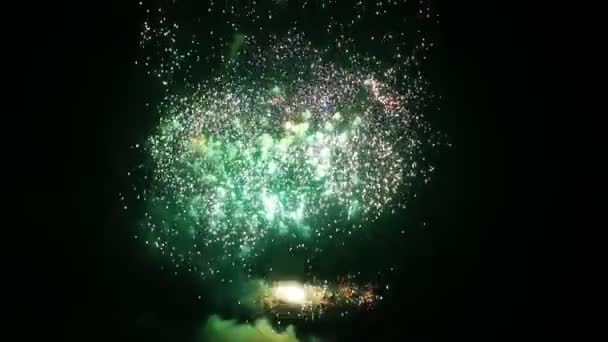 Explozie de artificii multiple — Videoclip de stoc