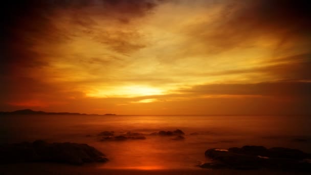 Golden ocean sunset — Stockvideo