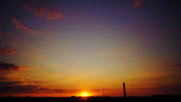 Kleurrijke stad zonsopgang — Stockvideo