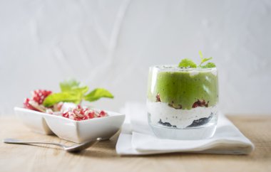 Yunan Yoğurtlu ıspanak güler yüzlü