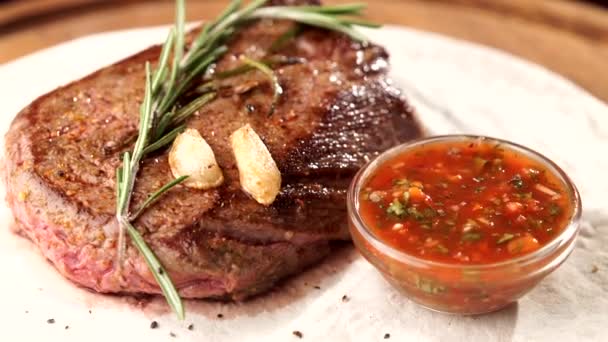 Grilled beef steak — Stock Video