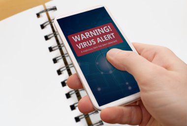 Smartphone içinde virüs uyarısı