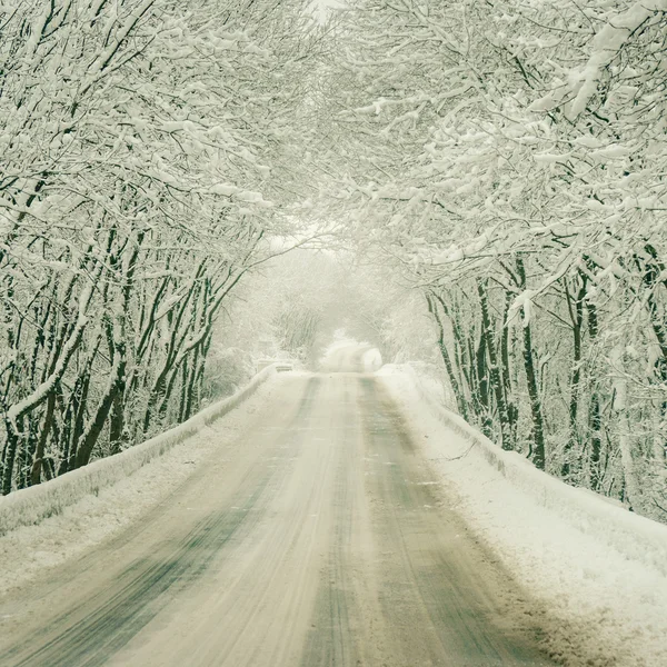 Estrada de inverno — Fotografia de Stock