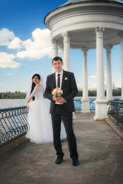 Damat ve gelin düğün günü içinde