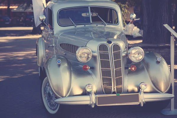 Kartu pos retro dari mobil vintage — Stok Foto