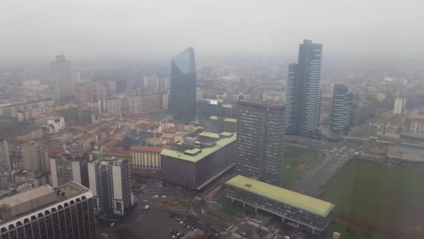 Milan siluetinin panoramik görünüm — Stok video