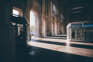 Milano Merkez tren istasyonu olan iç 