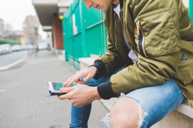 adam tablet kullanma